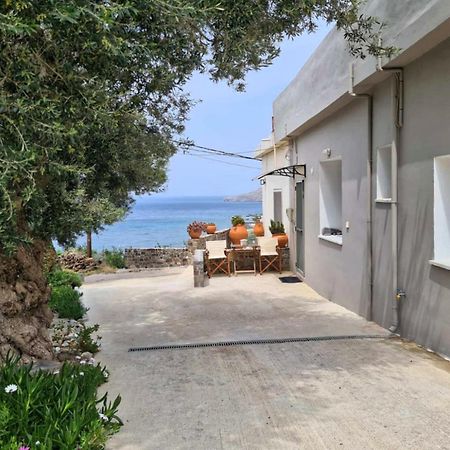 Colimbos Accommodation, 2 Min From The Beach Sfinárion Esterno foto